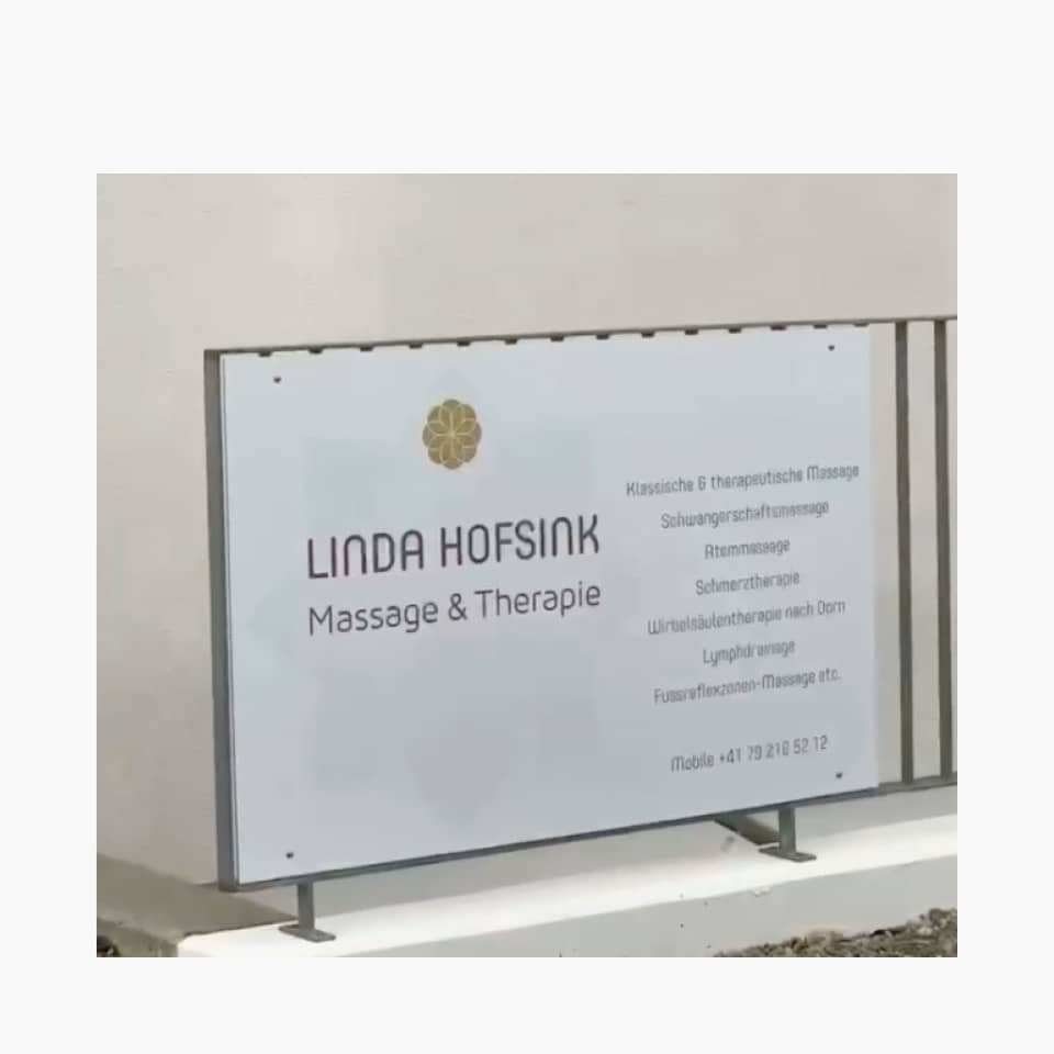 Massage-Praxis Hausbeschriftung